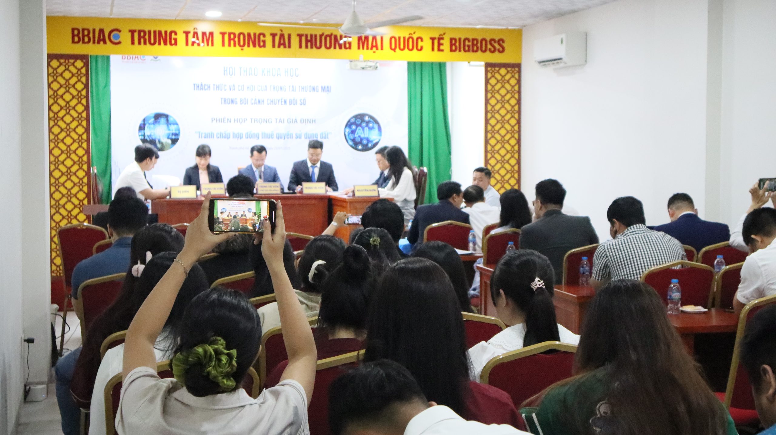 Phiên họp trọng tài giả định bbiac