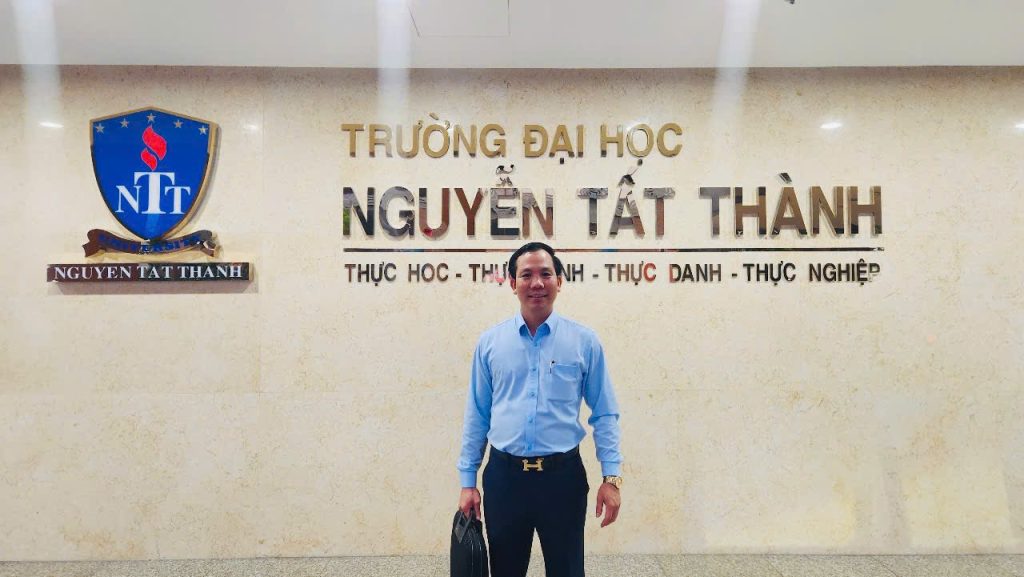 z7221899492405 ee34147165d174328084fde758b63328