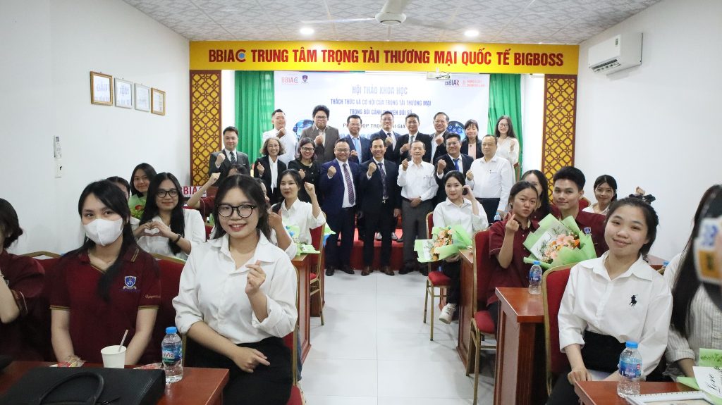 BBIAC phoi hop NTT to chuc hoi thao khoa hoc